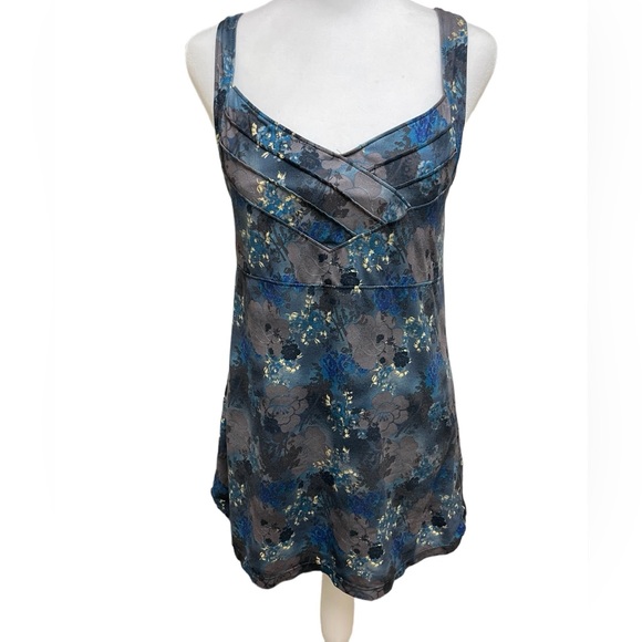 REI Tops - REI Blue Floral Printed Tank  Top Woman’s Sz 8